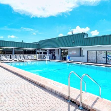 Waterfront, Pool, Tiki Bar & Grill, Gym, Location! Daire Sarasota Dış mekan fotoğraf
