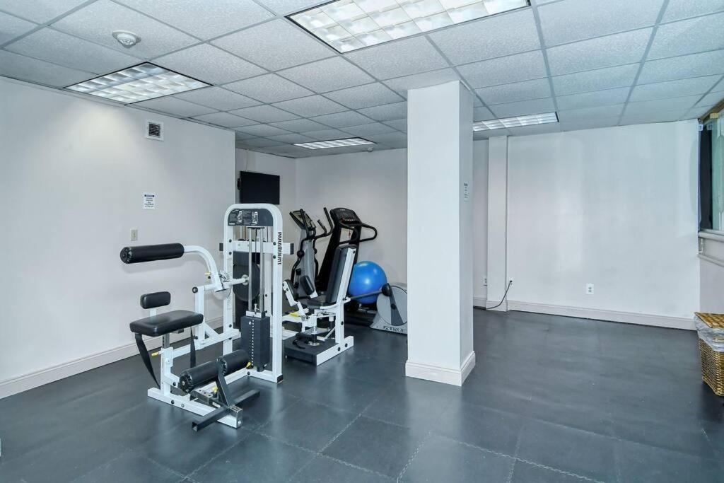 Waterfront, Pool, Tiki Bar & Grill, Gym, Location! Daire Sarasota Dış mekan fotoğraf